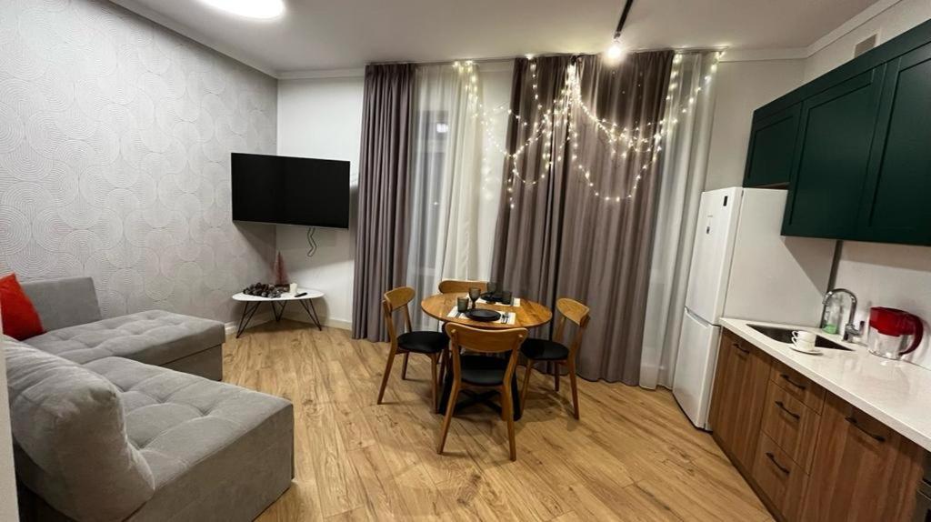 Apartment Shevchenco Львів Екстер'єр фото